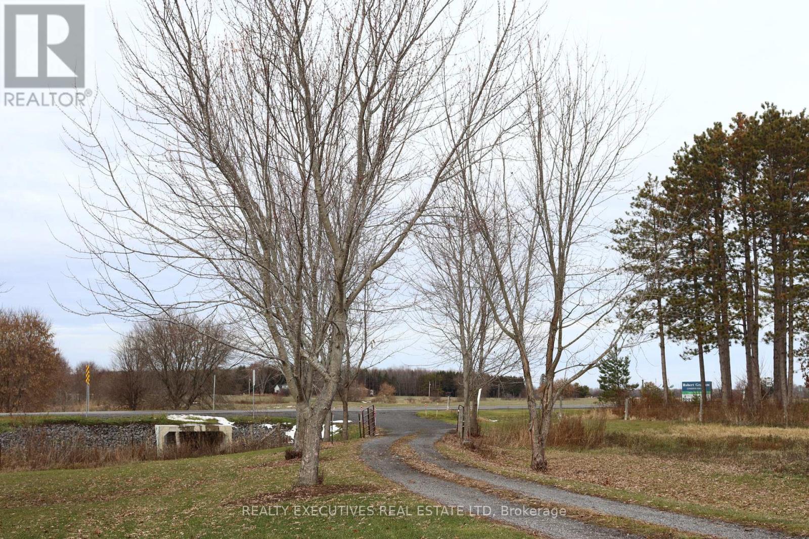 10030 Glen Stewart Road, South Dundas, Ontario  K0E 1C0 - Photo 34 - X12832520