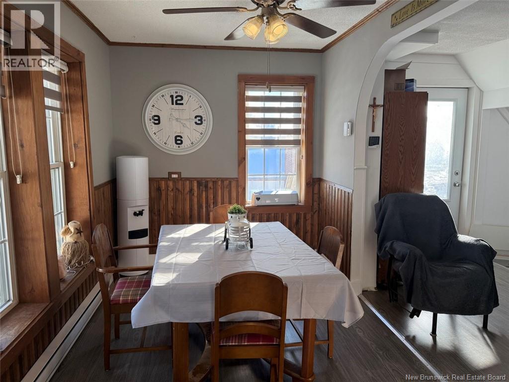 160 St-George Avenue, Edmundston, New Brunswick  E3V 2W4 - Photo 3 - NB134124