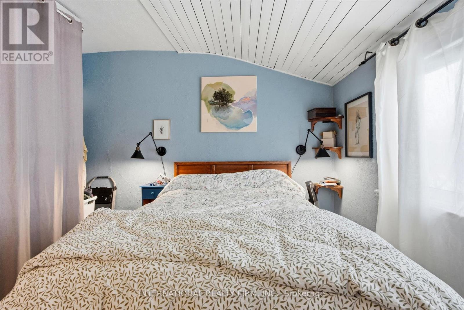 116 Merrill Avenue E, Toronto, Ontario  M4C 1C9 - Photo 15 - E12832504