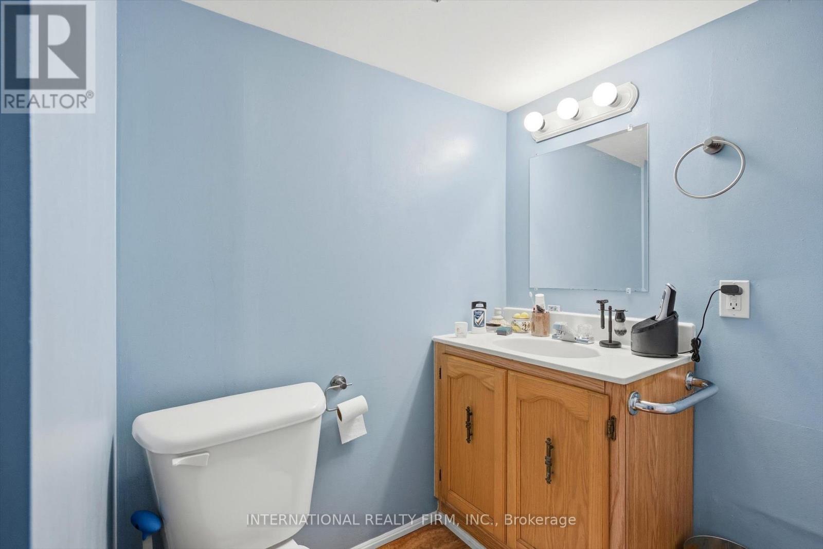 116 Merrill Avenue E, Toronto, Ontario  M4C 1C9 - Photo 26 - E12832504