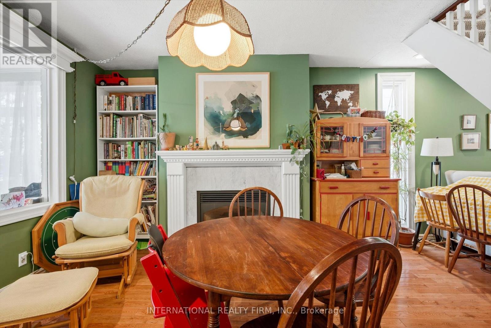 116 Merrill Avenue E, Toronto, Ontario  M4C 1C9 - Photo 6 - E12832504