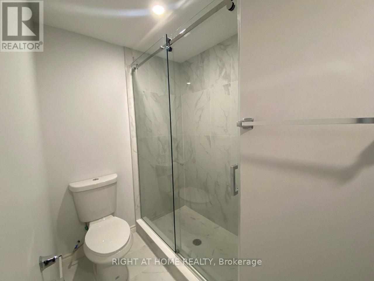 6 Pheasant ( Basement) Drive, Richmond Hill, Ontario  L4E 3S9 - Photo 16 - N12832502