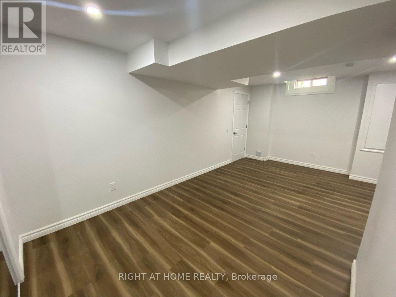 6 Pheasant ( Basement) Drive, Richmond Hill, Ontario  L4E 3S9 - Photo 18 - N12832502