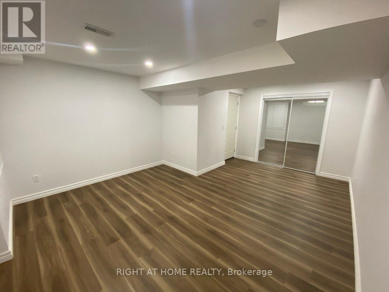 6 Pheasant ( Basement) Drive, Richmond Hill, Ontario  L4E 3S9 - Photo 19 - N12832502