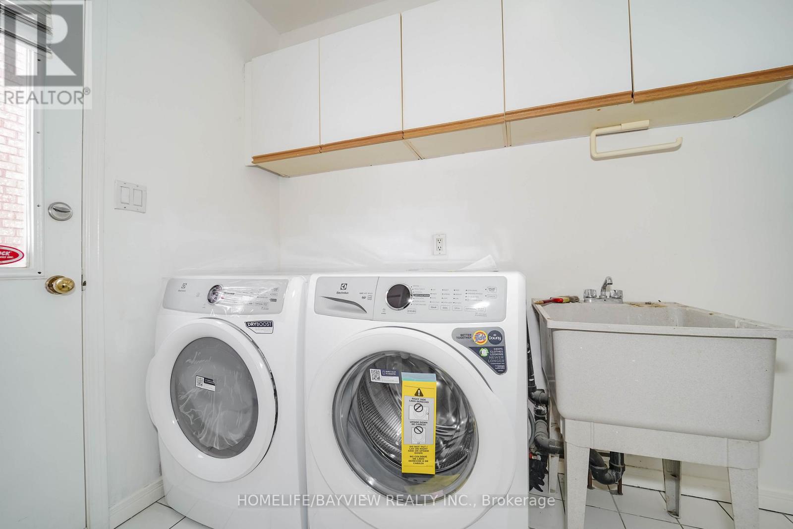 39 Shaftsbury Avenue, Richmond Hill, Ontario  L4C 9K3 - Photo 34 - N12832538