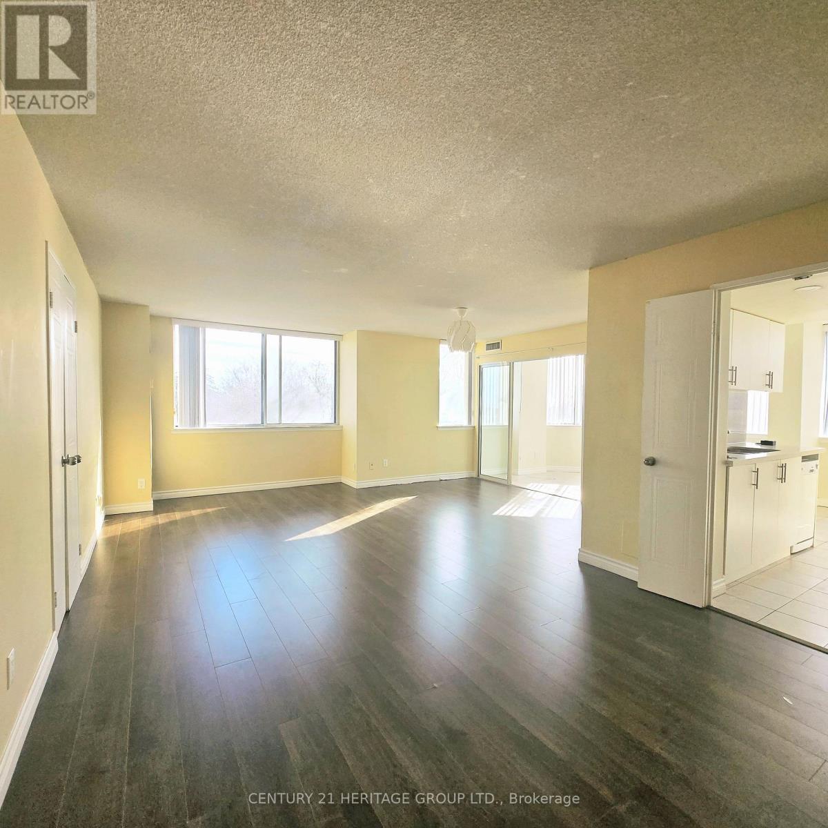 304 - 80 Alton Towers Circle, Toronto, Ontario  M1V 5E8 - Photo 5 - E12806552