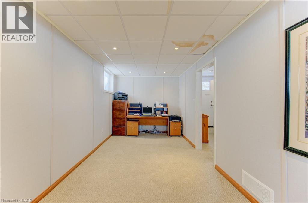 583 Rustic Drive, Waterloo, Ontario  N2K 2A7 - Photo 31 - 40807661