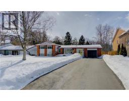 583 RUSTIC Drive, Waterloo, Ontario
