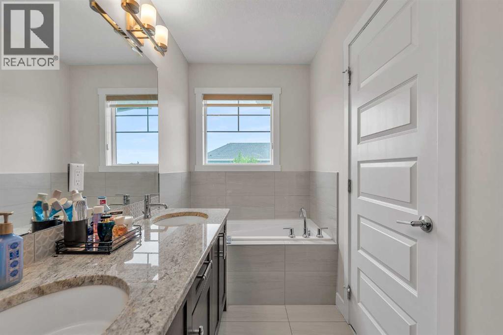 7672 80 Avenue Ne, Calgary, Alberta  T3J 0Z6 - Photo 30 - A2274536