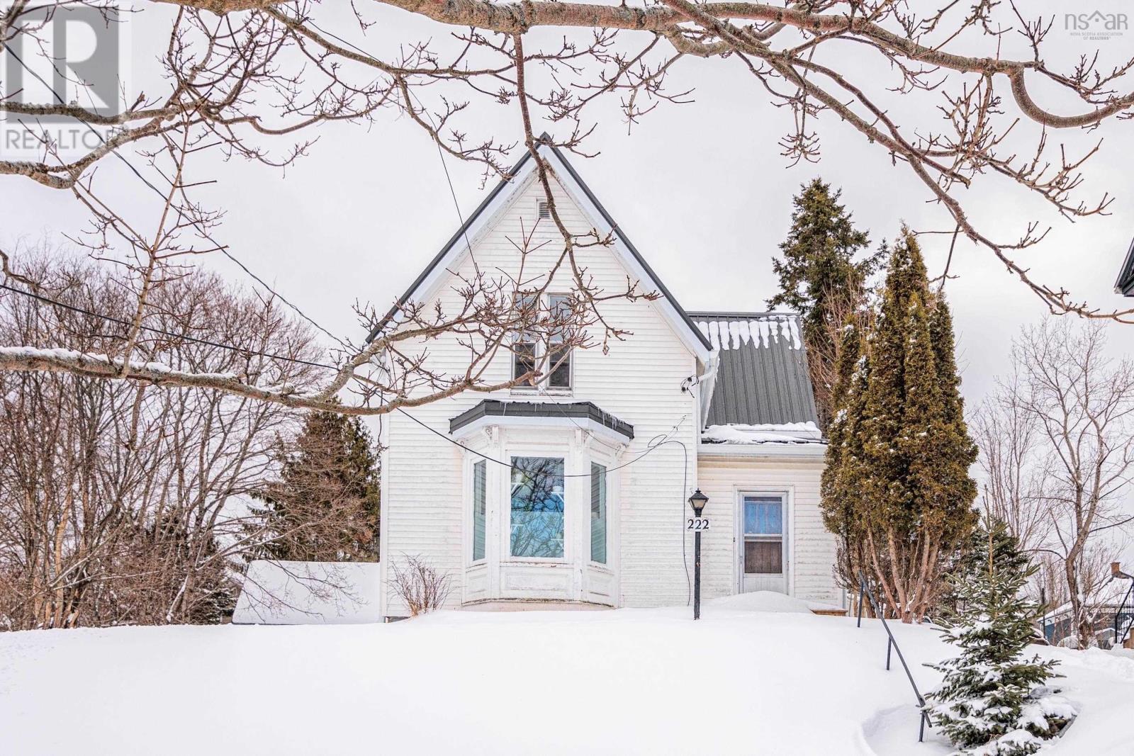 222 Brunswick Street, Truro, Nova Scotia  B2N 2J1 - Photo 1 - 202603488