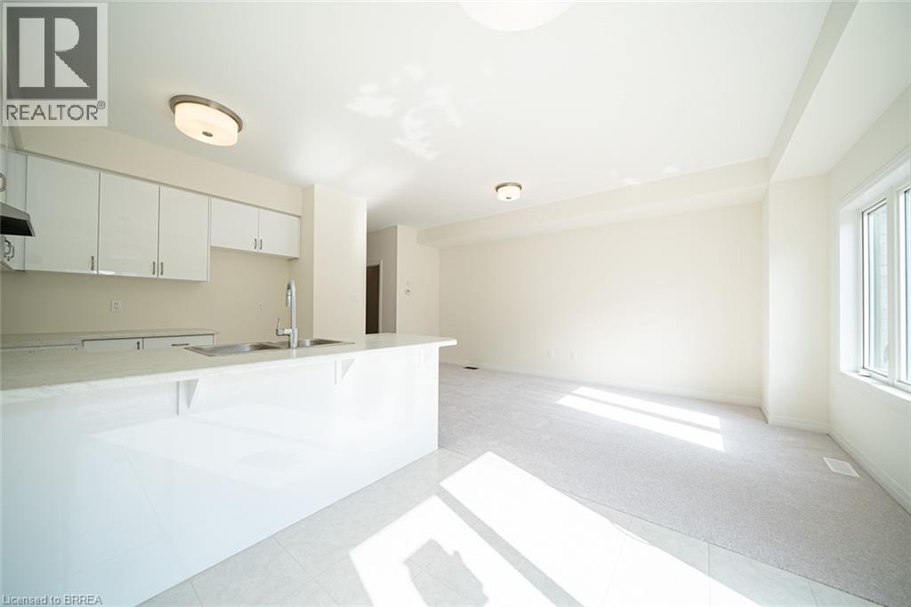 20 Dennis Avenue, Brantford, Ontario  N3V 0C1 - Photo 13 - 40807902