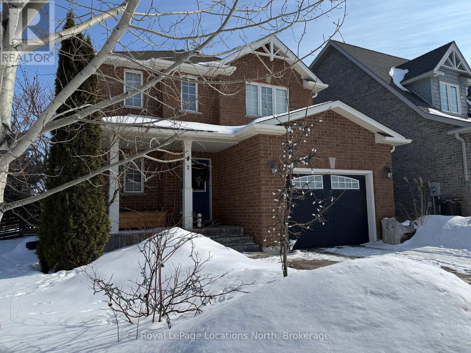 1 Clark Street, Collingwood, Ontario  L9Y 0J1 - Photo 2 - S12832618
