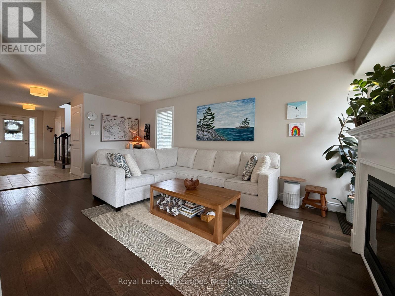 1 Clark Street, Collingwood, Ontario  L9Y 0J1 - Photo 6 - S12832618