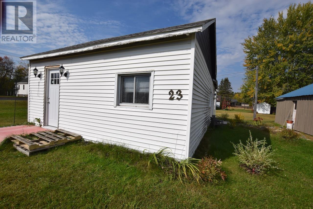 23 Main St, Iron Bridge, Ontario  P0R 1H0 - Photo 15 - SM253343