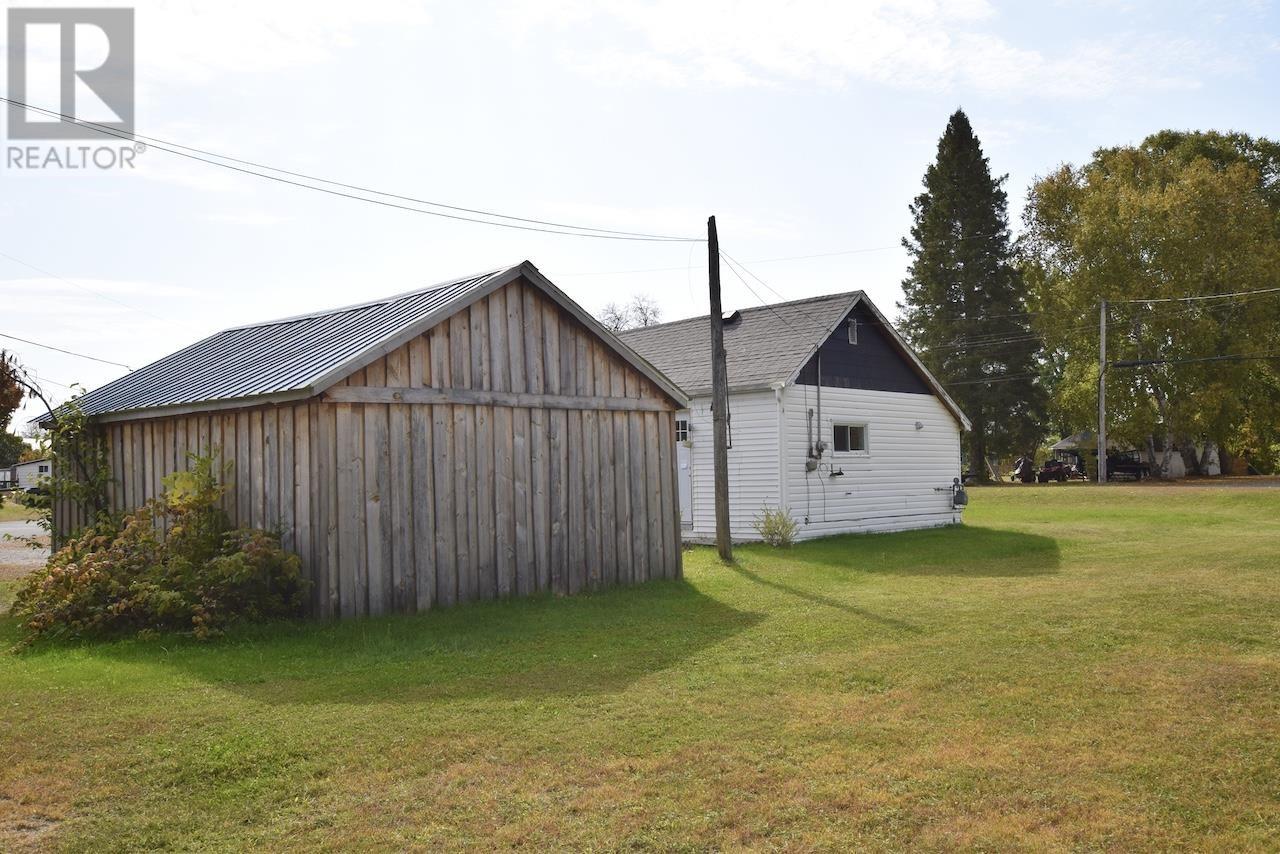 23 Main St, Iron Bridge, Ontario  P0R 1H0 - Photo 17 - SM253343