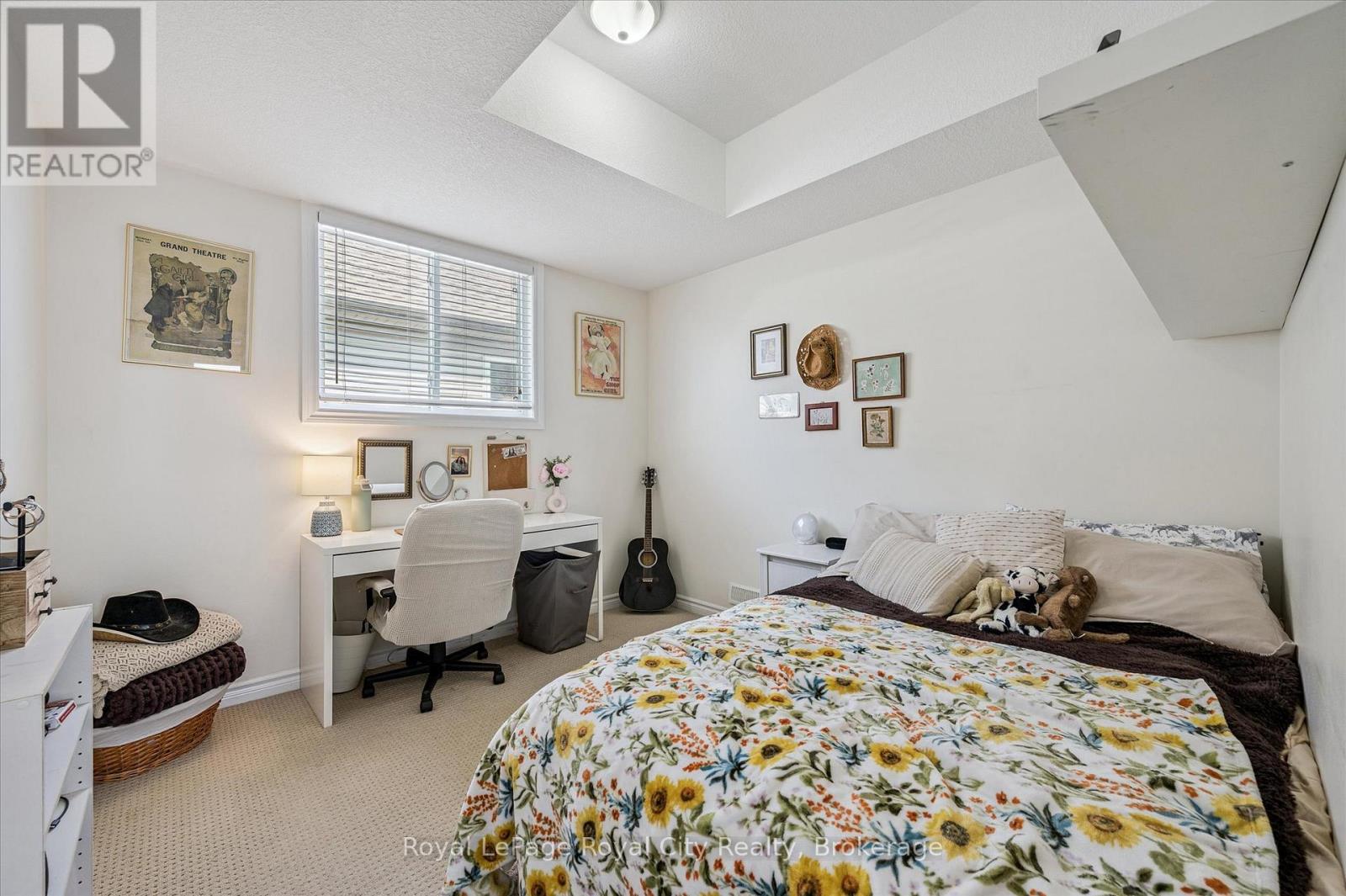 51 Johnston Street, Guelph, Ontario  N1E 5T5 - Photo 11 - X12832642