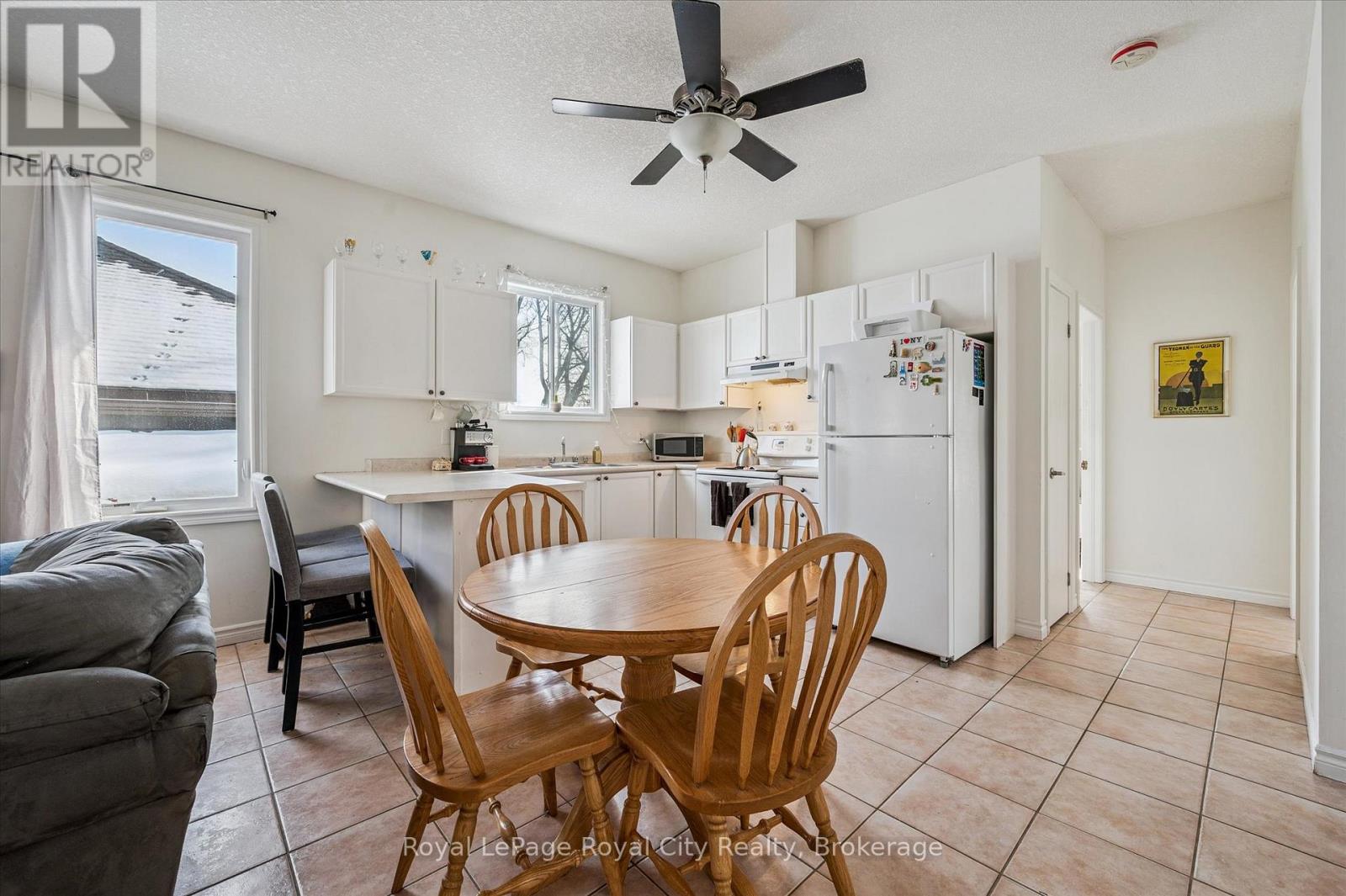 51 Johnston Street, Guelph, Ontario  N1E 5T5 - Photo 7 - X12832642