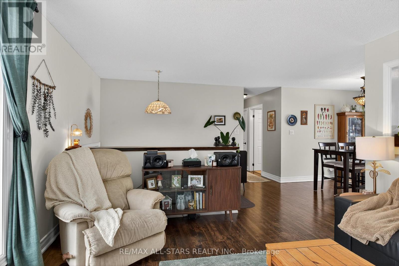 1636 Kirkfield Road, Kawartha Lakes, Ontario  K0M 2B0 - Photo 7 - X12832610