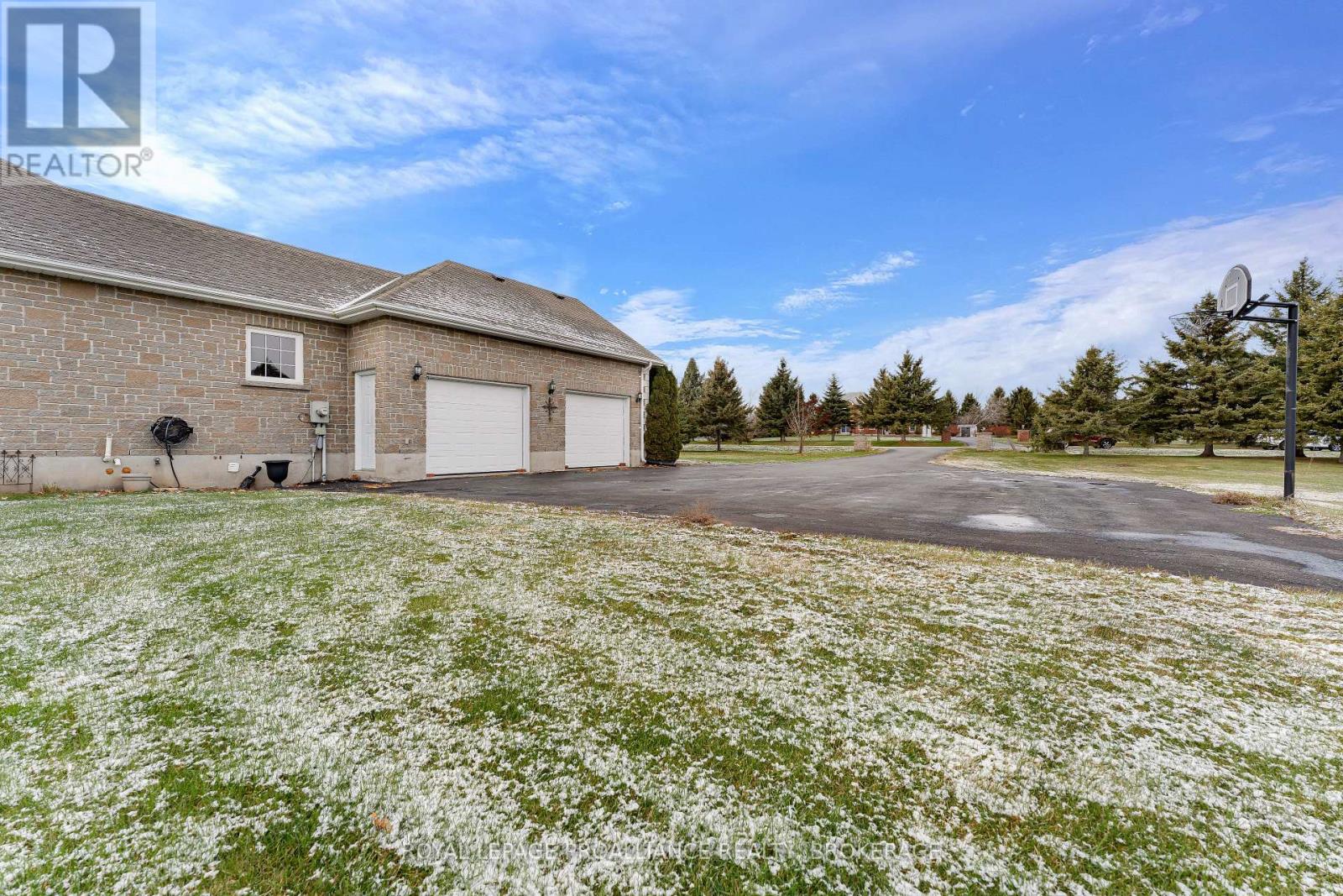 61 Conner Drive, Gananoque, Ontario K7G 2V4 - Photo 43 - X12832620