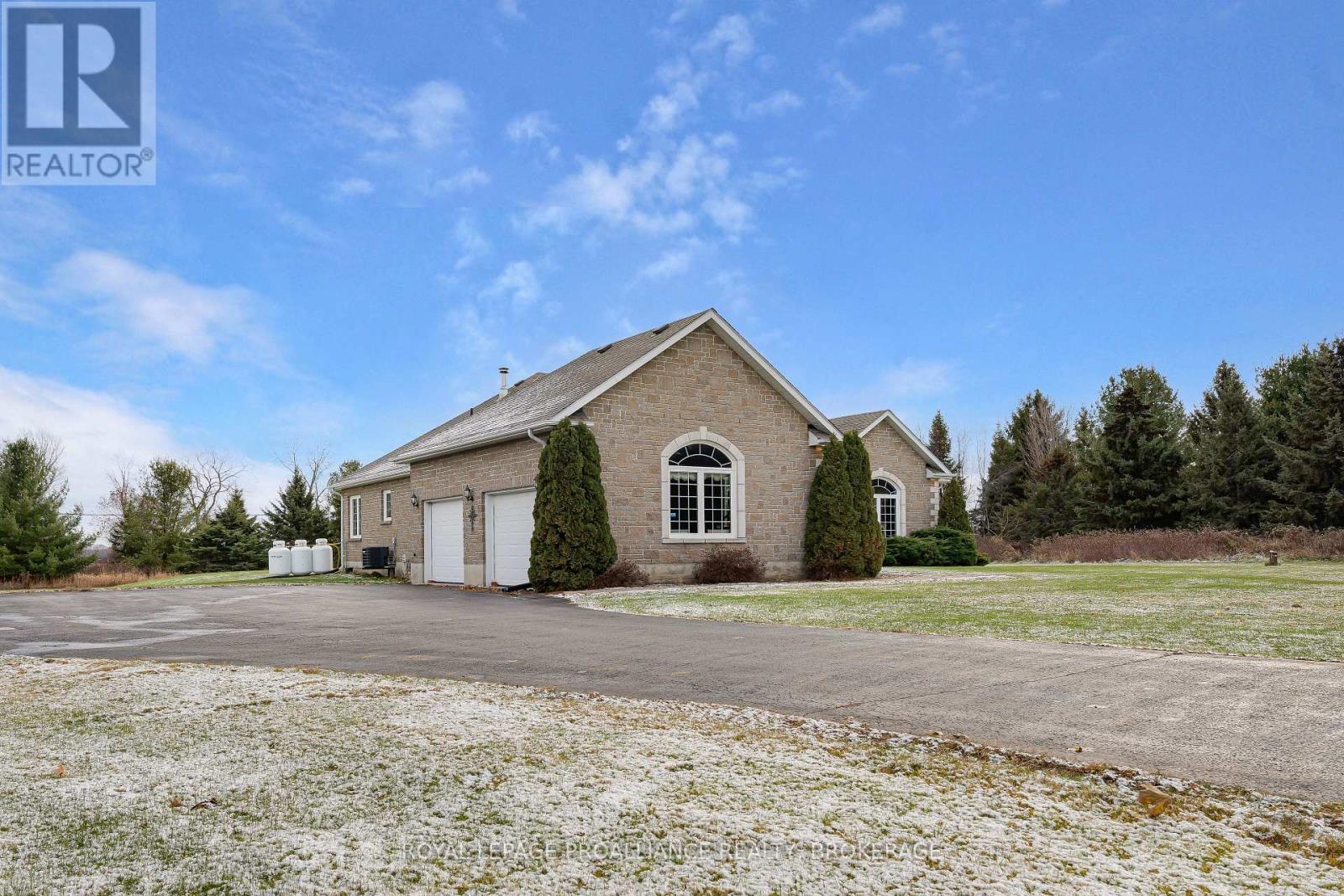 61 Conner Drive, Gananoque, Ontario K7G 2V4 - Photo 44 - X12832620