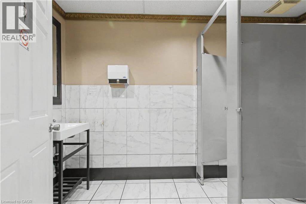 826 Queenston Road Unit# 1, Hamilton, Ontario  L8G 4A8 - Photo 24 - 40808391