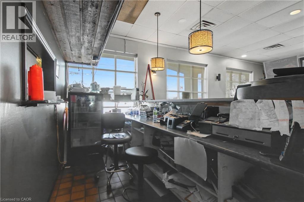 826 Queenston Road Unit# 1, Hamilton, Ontario  L8G 4A8 - Photo 12 - 40808391