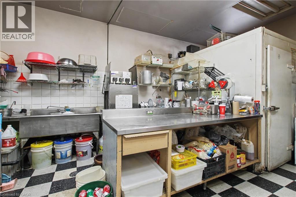 826 Queenston Road Unit# 1, Hamilton, Ontario  L8G 4A8 - Photo 17 - 40808391