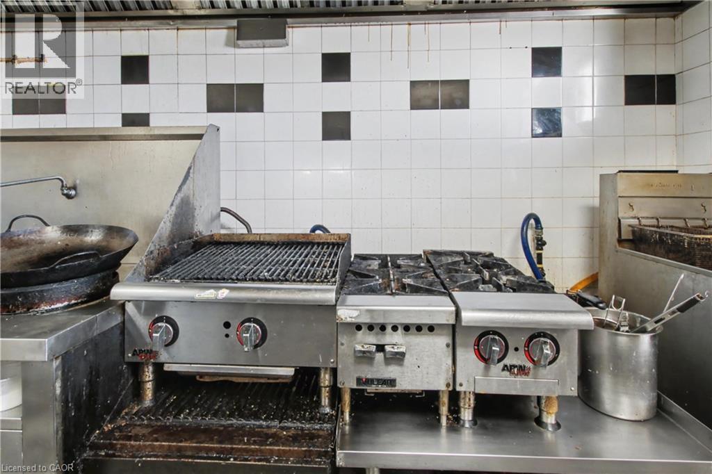 826 Queenston Road Unit# 1, Hamilton, Ontario  L8G 4A8 - Photo 21 - 40808391