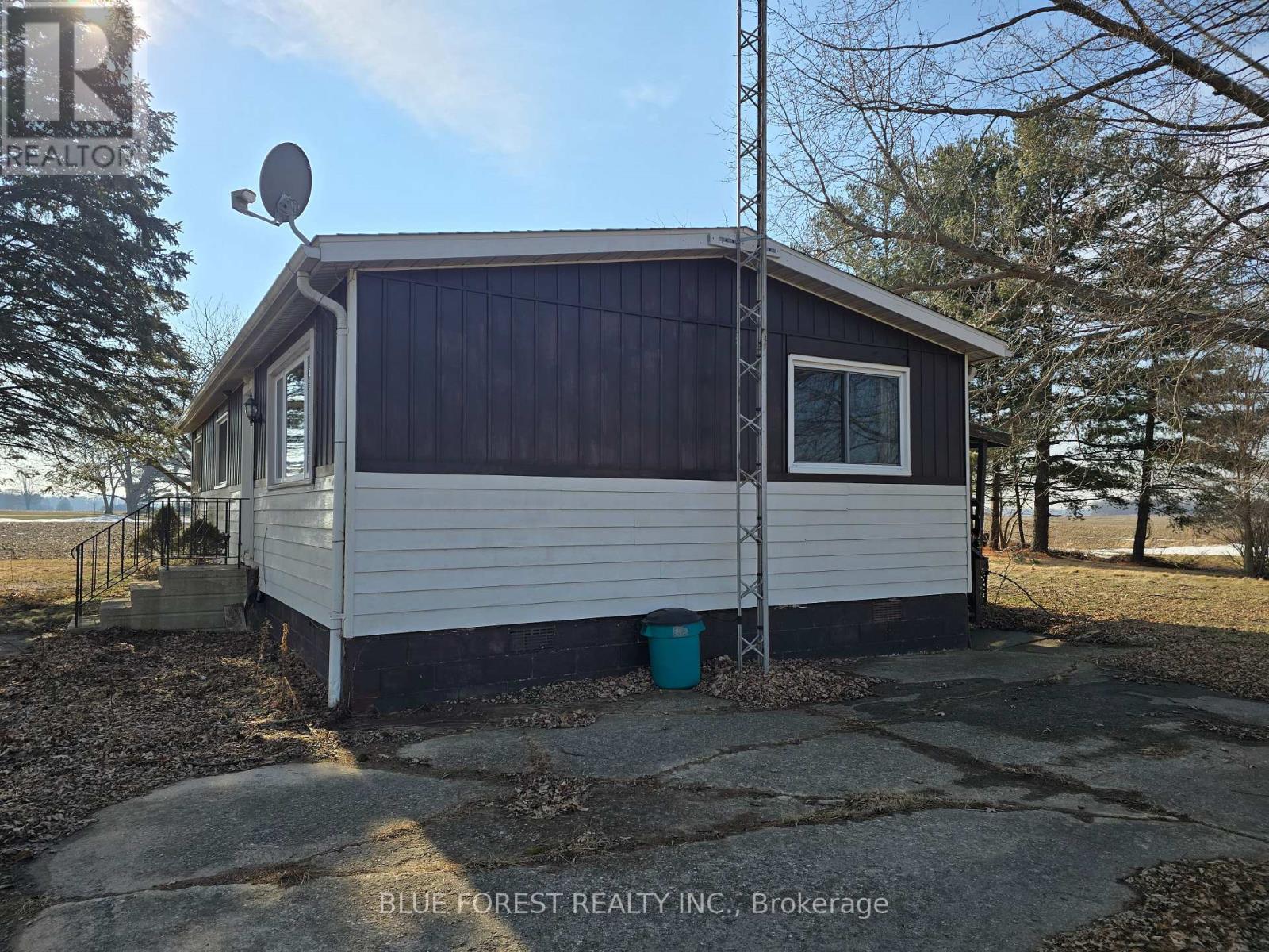 13991 Selton Line, Chatham-Kent, Ontario  N0P 2K0 - Photo 8 - X12832602