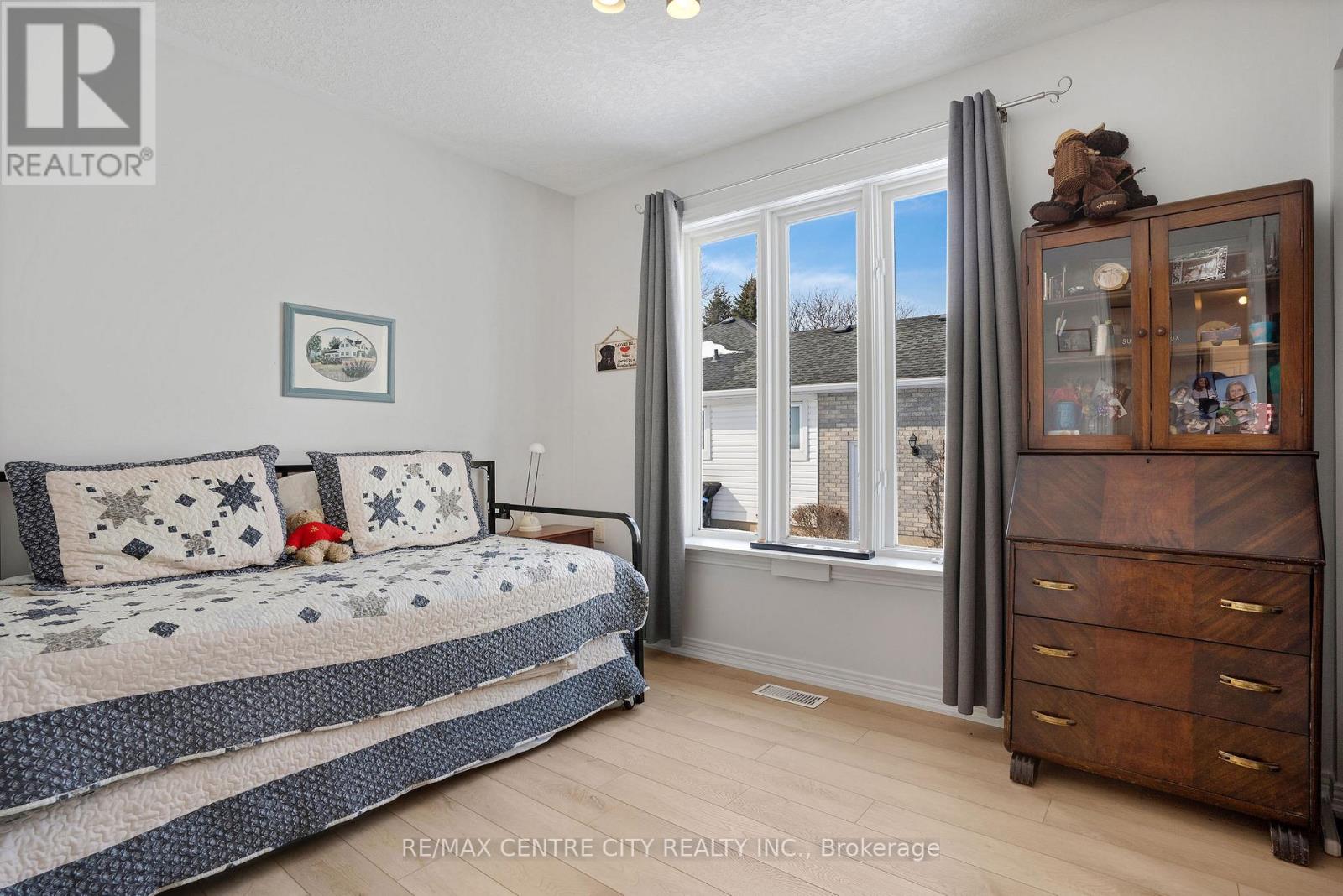 89 - 9 Lakefield Court, Wilmot, Ontario  N3A 3P4 - Photo 18 - X12832616