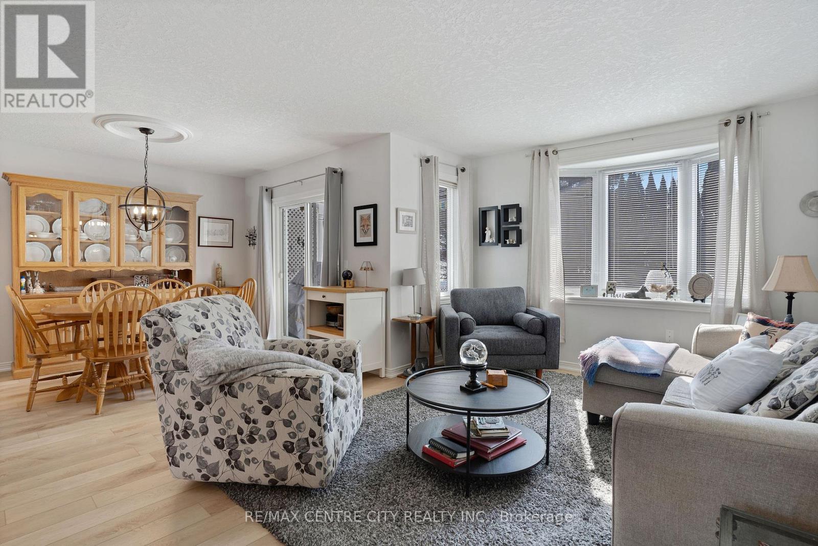 89 - 9 Lakefield Court, Wilmot, Ontario  N3A 3P4 - Photo 3 - X12832616