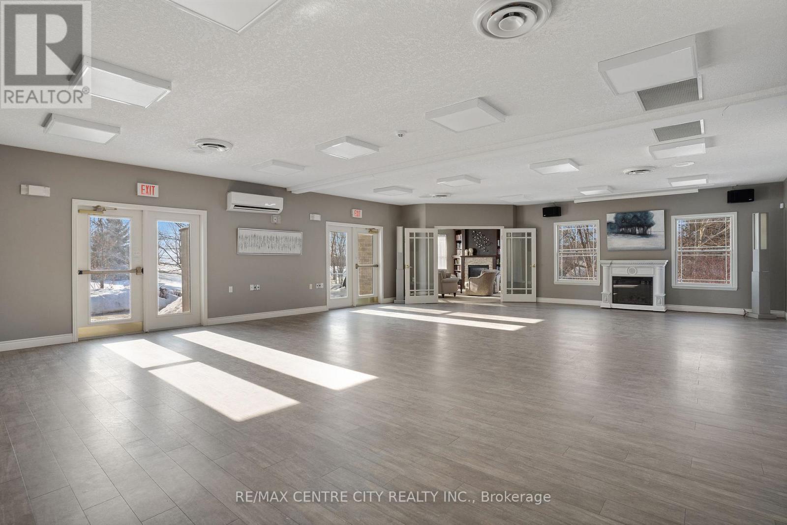 89 - 9 Lakefield Court, Wilmot, Ontario  N3A 3P4 - Photo 34 - X12832616