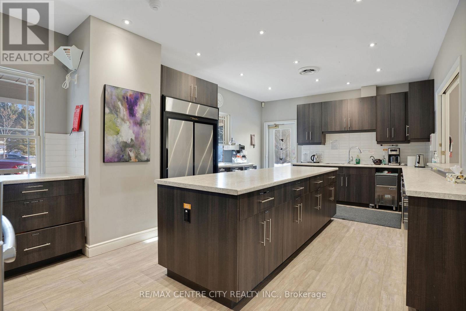 89 - 9 Lakefield Court, Wilmot, Ontario  N3A 3P4 - Photo 35 - X12832616