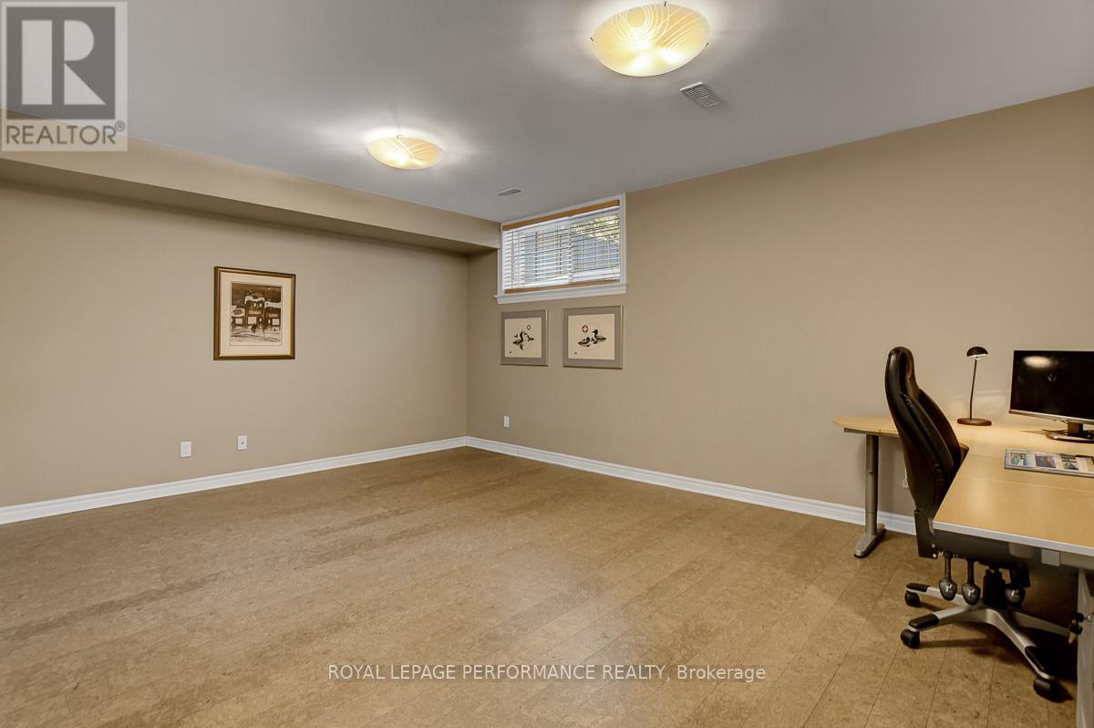 349 Berkley Avenue, Ottawa, Ontario  K2A 2G9 - Photo 24 - X12832572