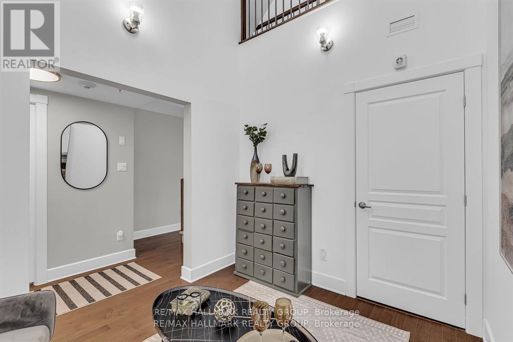 D - 124 Guigues Avenue, Ottawa, Ontario  K1N 5H7 - Photo 11 - X12832574