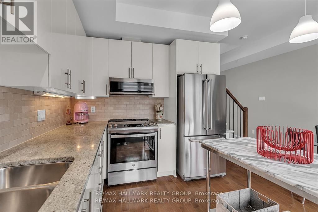 D - 124 Guigues Avenue, Ottawa, Ontario  K1N 5H7 - Photo 21 - X12832574