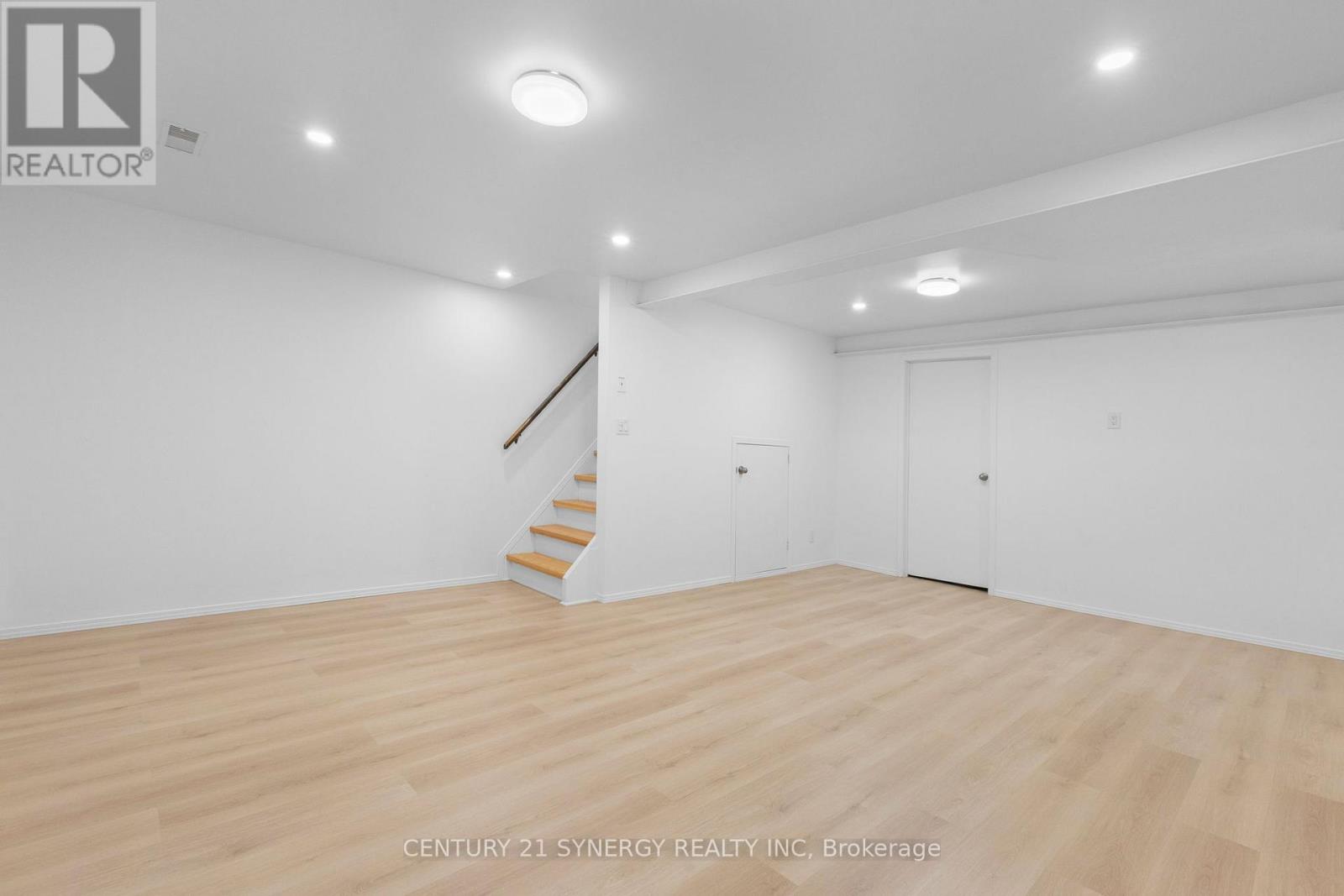 22 - 1963 Fairglen Mews, Ottawa, Ontario  K1B 5A5 - Photo 31 - X12832582