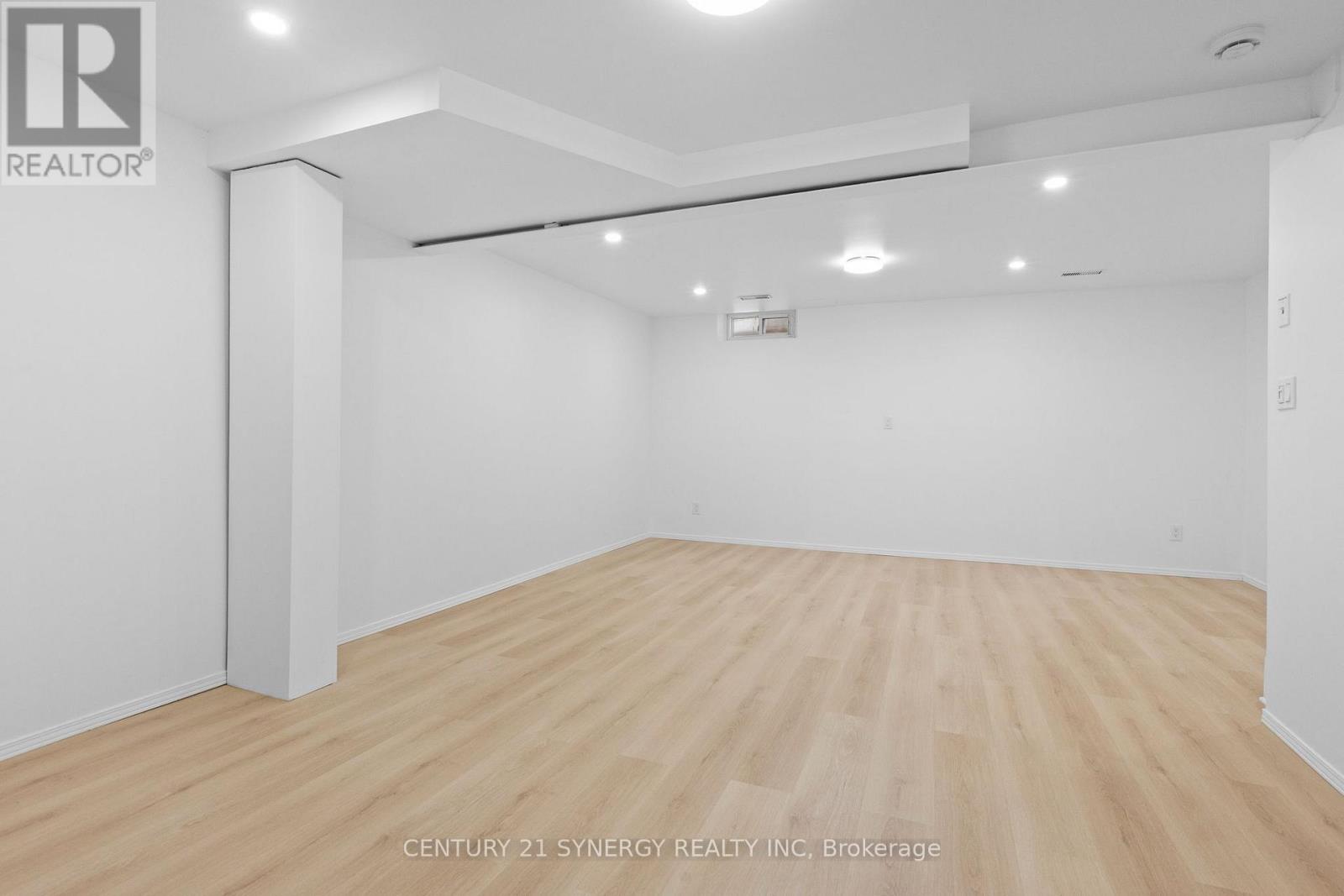 22 - 1963 Fairglen Mews, Ottawa, Ontario  K1B 5A5 - Photo 32 - X12832582