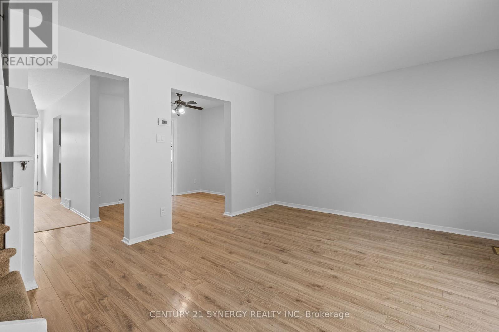 22 - 1963 Fairglen Mews, Ottawa, Ontario  K1B 5A5 - Photo 9 - X12832582