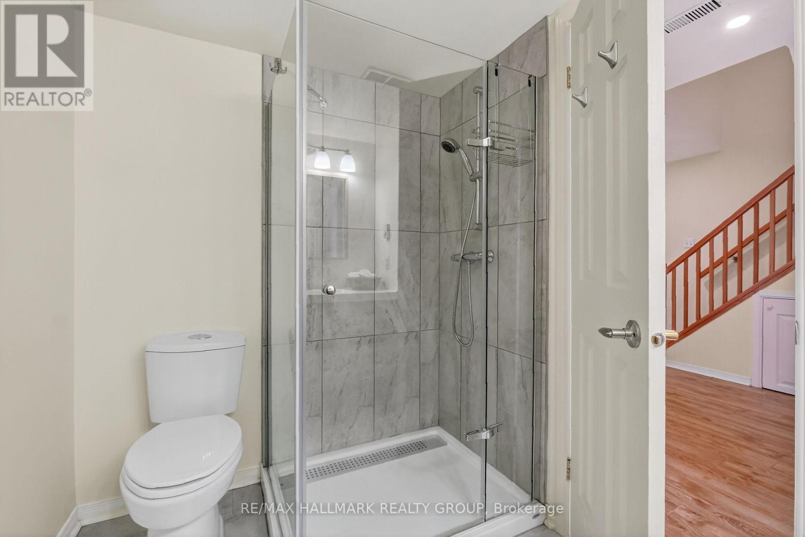 9 Forsyth Lane, Ottawa, Ontario  K2H 9H1 - Photo 12 - X12832612