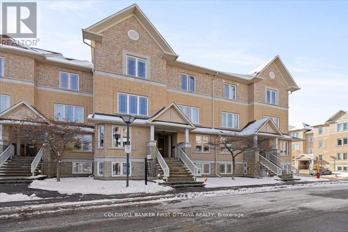 112 Paseo Private, Ottawa, Ontario  K2G 3J5 - Photo 2 - X12832624