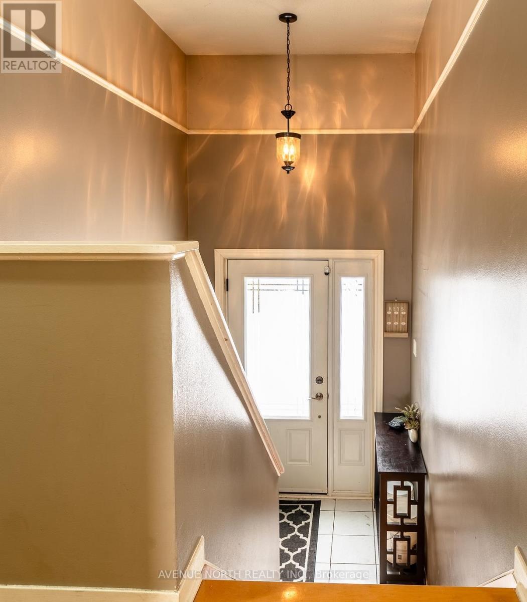 894 Lise Crescent, Clarence-Rockland, Ontario  K4K 1G8 - Photo 14 - X12832666