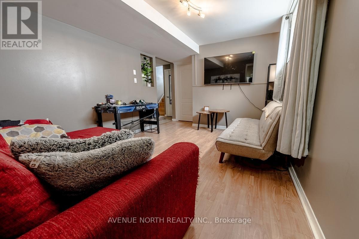 894 Lise Crescent, Clarence-Rockland, Ontario  K4K 1G8 - Photo 17 - X12832666