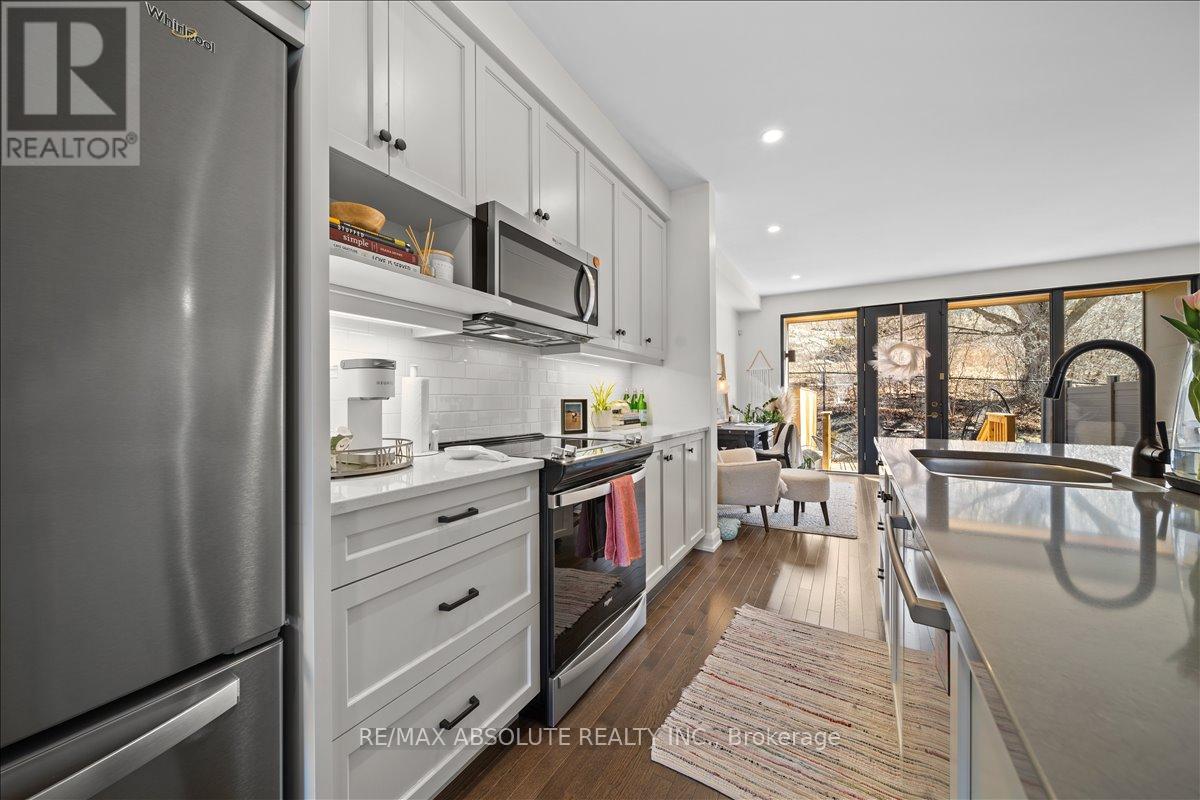 117 Boundstone Way, Ottawa, Ontario  K2T 0E5 - Photo 13 - X12832672