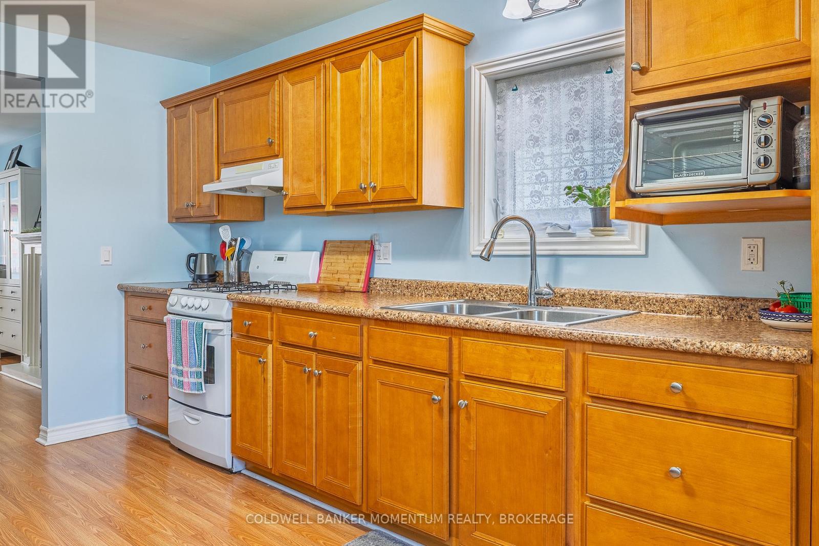 3852 Mathewson Avenue, Fort Erie (Crystal Beach), Ontario  L0S 1B0 - Photo 12 - X12832628