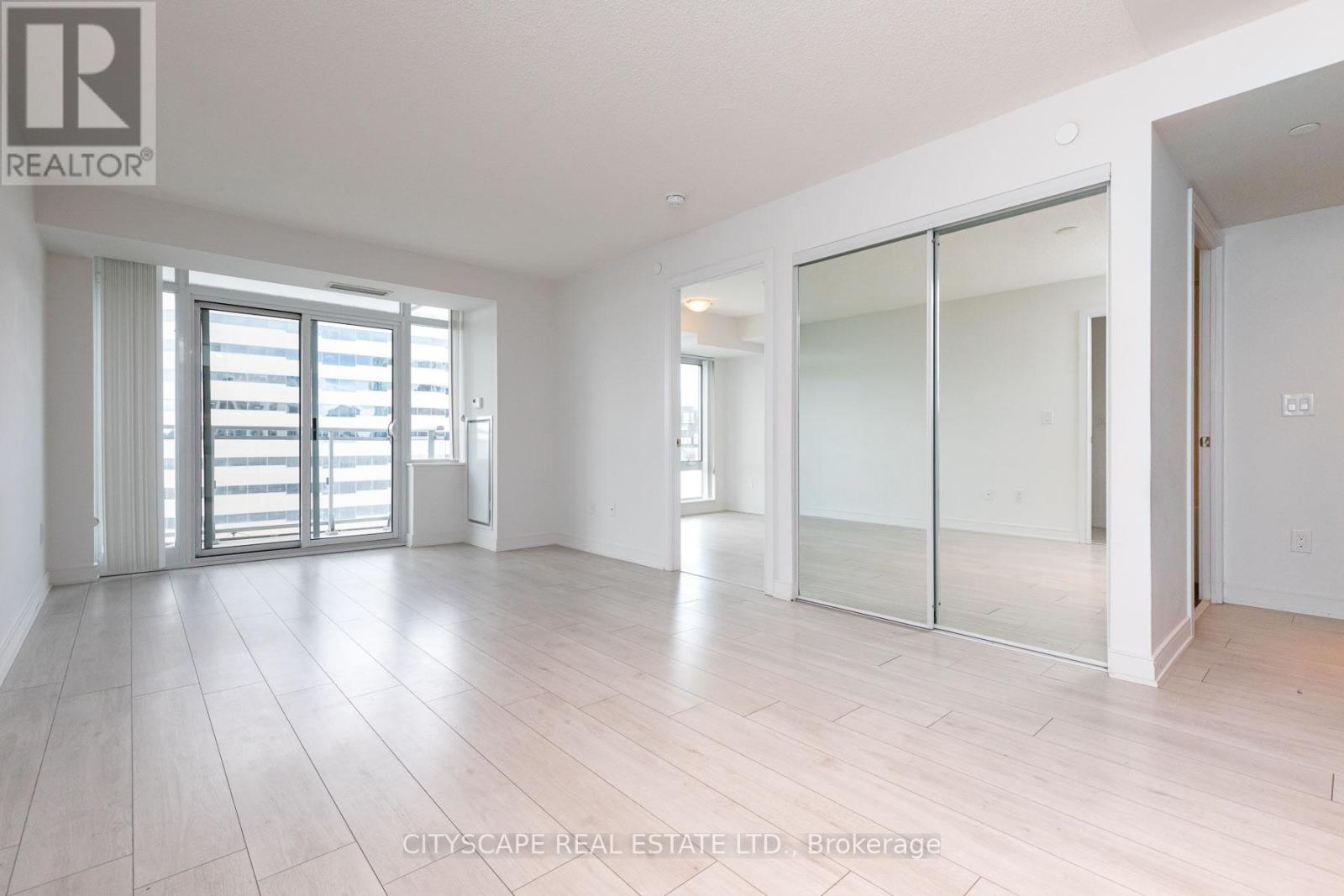1109 - 525 Adelaide Street W, Toronto, Ontario  M5V 1T6 - Photo 6 - C12825288