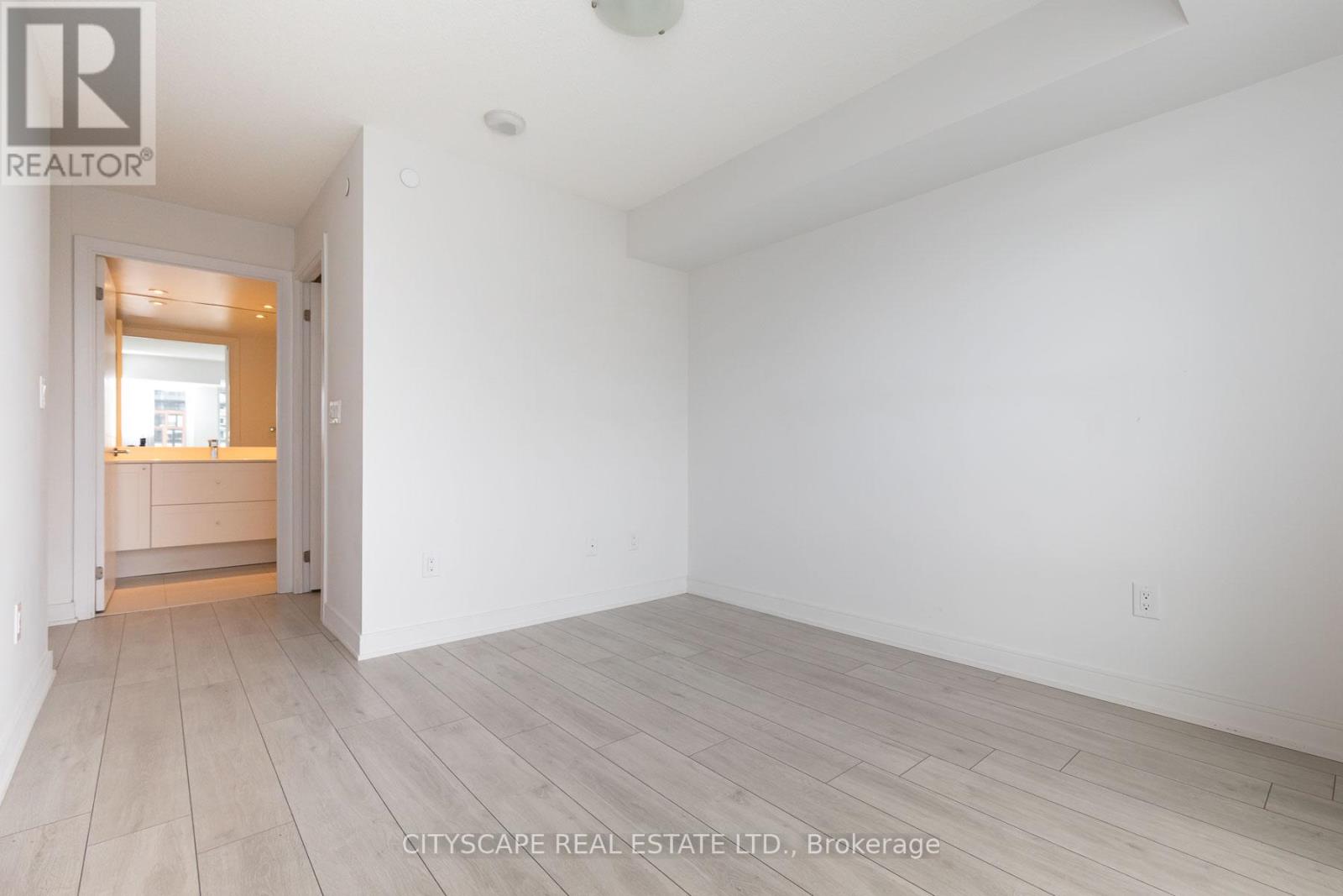 1109 - 525 Adelaide Street W, Toronto, Ontario  M5V 1T6 - Photo 8 - C12825288