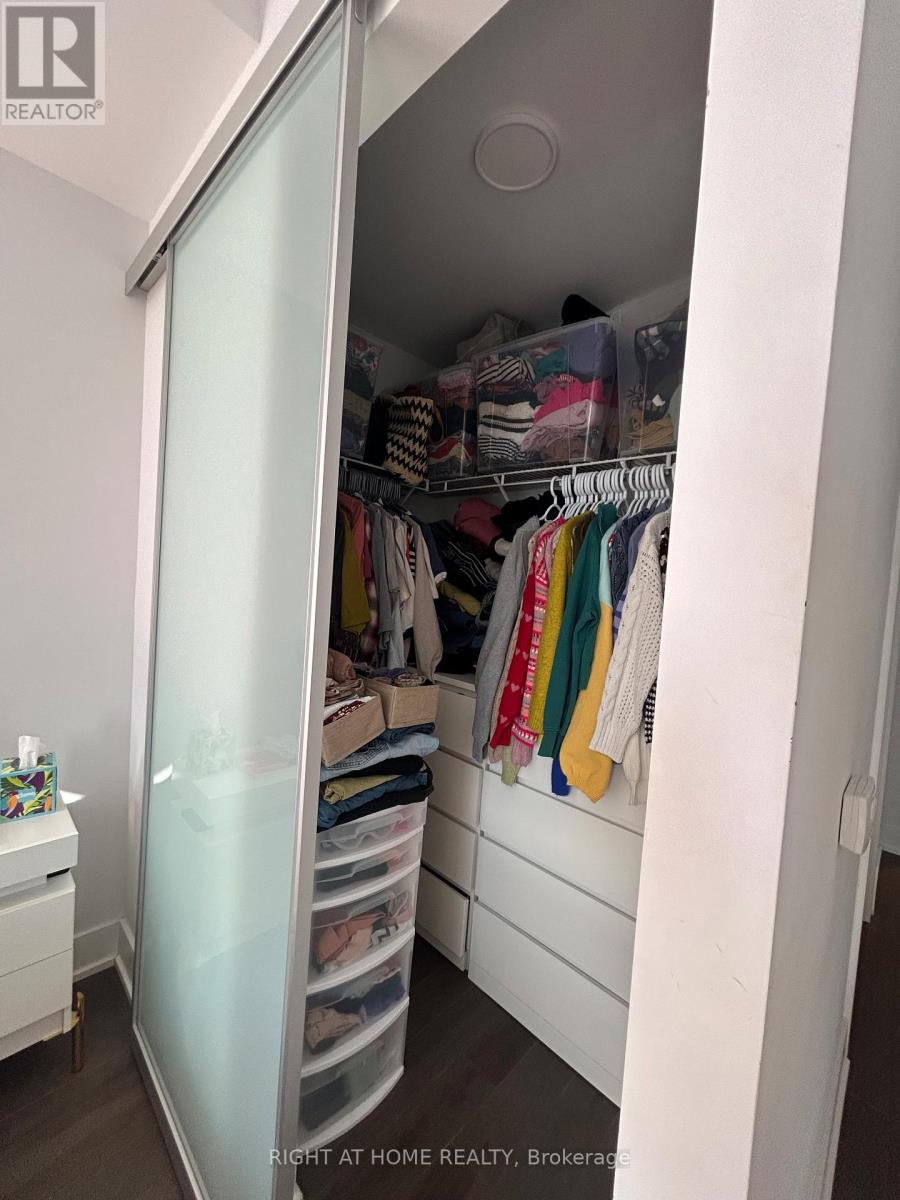 4009 - 1926 Lake Shore Boulevard W, Toronto, Ontario  M6S 0B1 - Photo 14 - W12821804