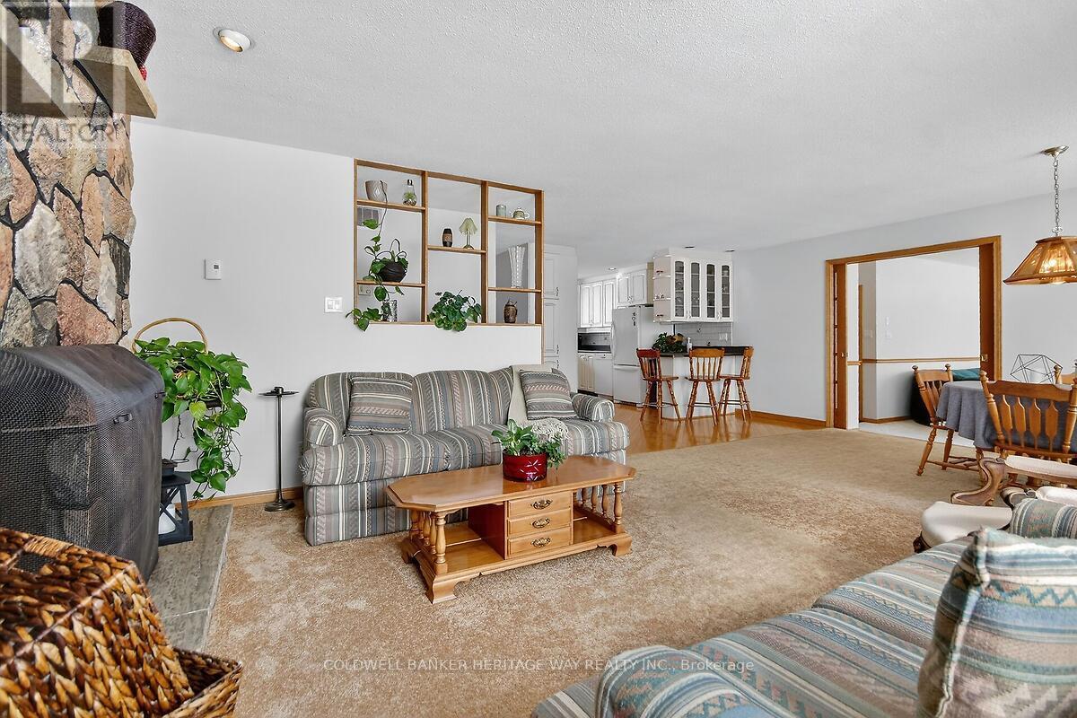 115 Cookes Shore Road, Drummond/north Elmsley, Ontario  K7C 4K7 - Photo 10 - X12831974