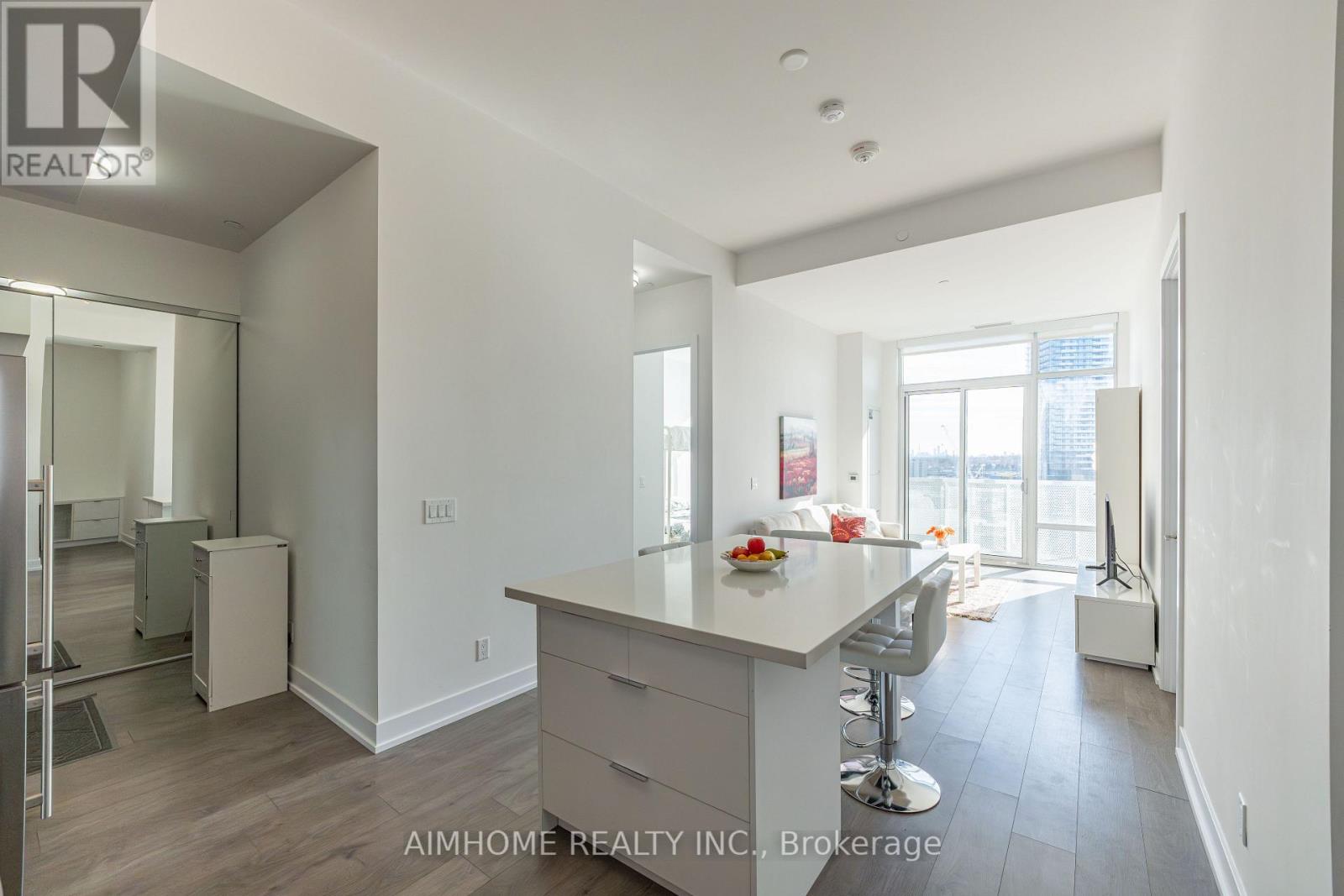 1528 - 25 Adra Grado Way, Toronto, Ontario  M2J 0H6 - Photo 4 - C12832566